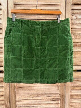 LOFT Ann Taylor Kelly Green Patchwork Corduroy Mini Skirt Size 6 Pocket